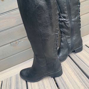 New!!!Steve Madden leather boots